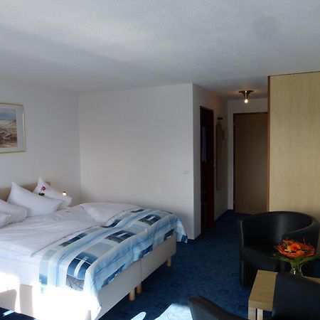 Park - Hotel Inseli Romanshorn Exterior photo