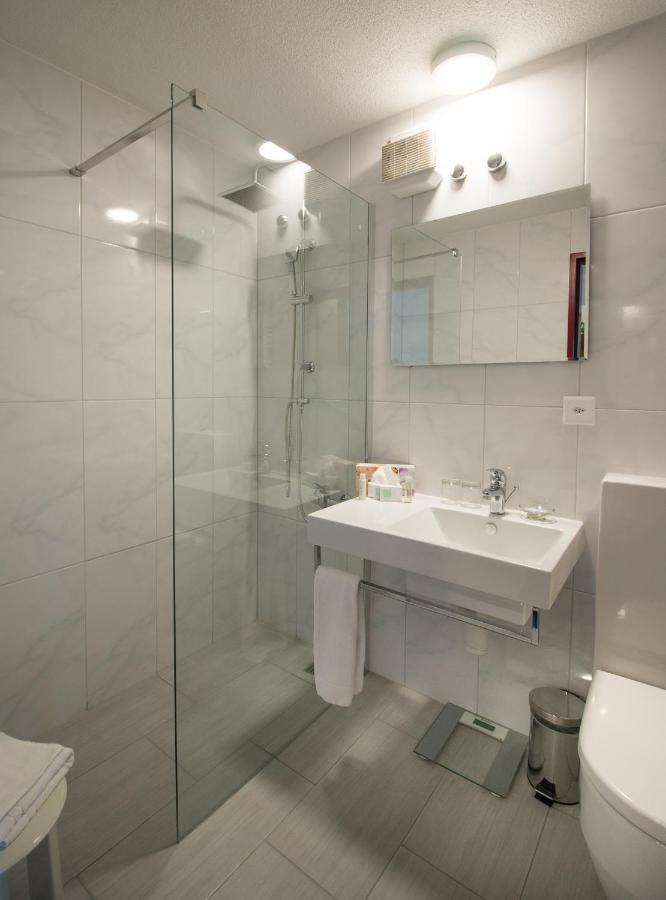 Park - Hotel Inseli Romanshorn Exterior photo